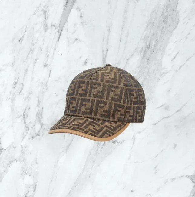 casquette fendi